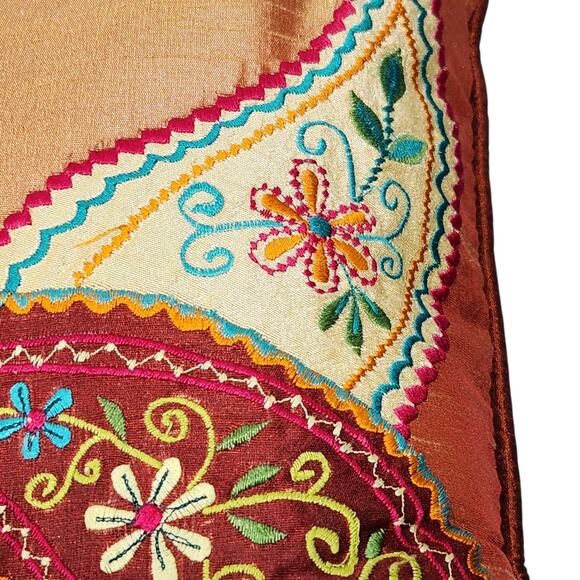 PIER 1 IMPORTS THROW PILLOW EMBROIDERED COLORFUL MOROCCAN BOHO HIPPIE INDIAN 15" - Picture 9 of 10
